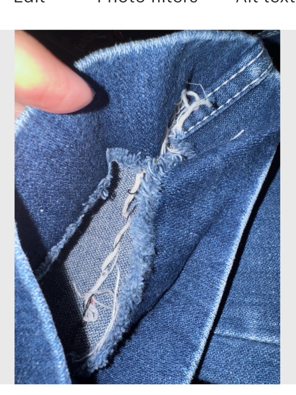 VINTAGE ‘ Fancy Ass ‘ 70s High Waisted Jean V Cute Back Detail. - Picture 10 of 10